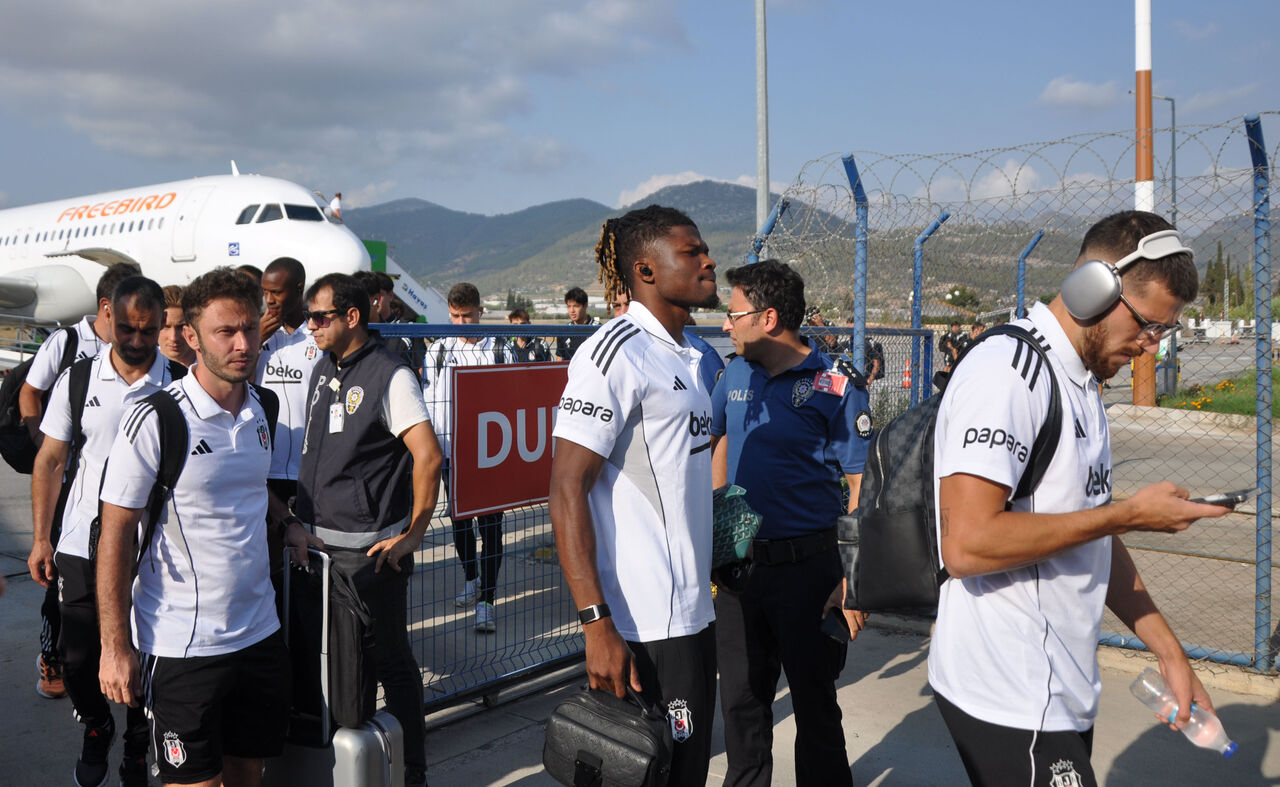 B E S I K T A S A N T A L Y A Y A G E L D I 889607 264268