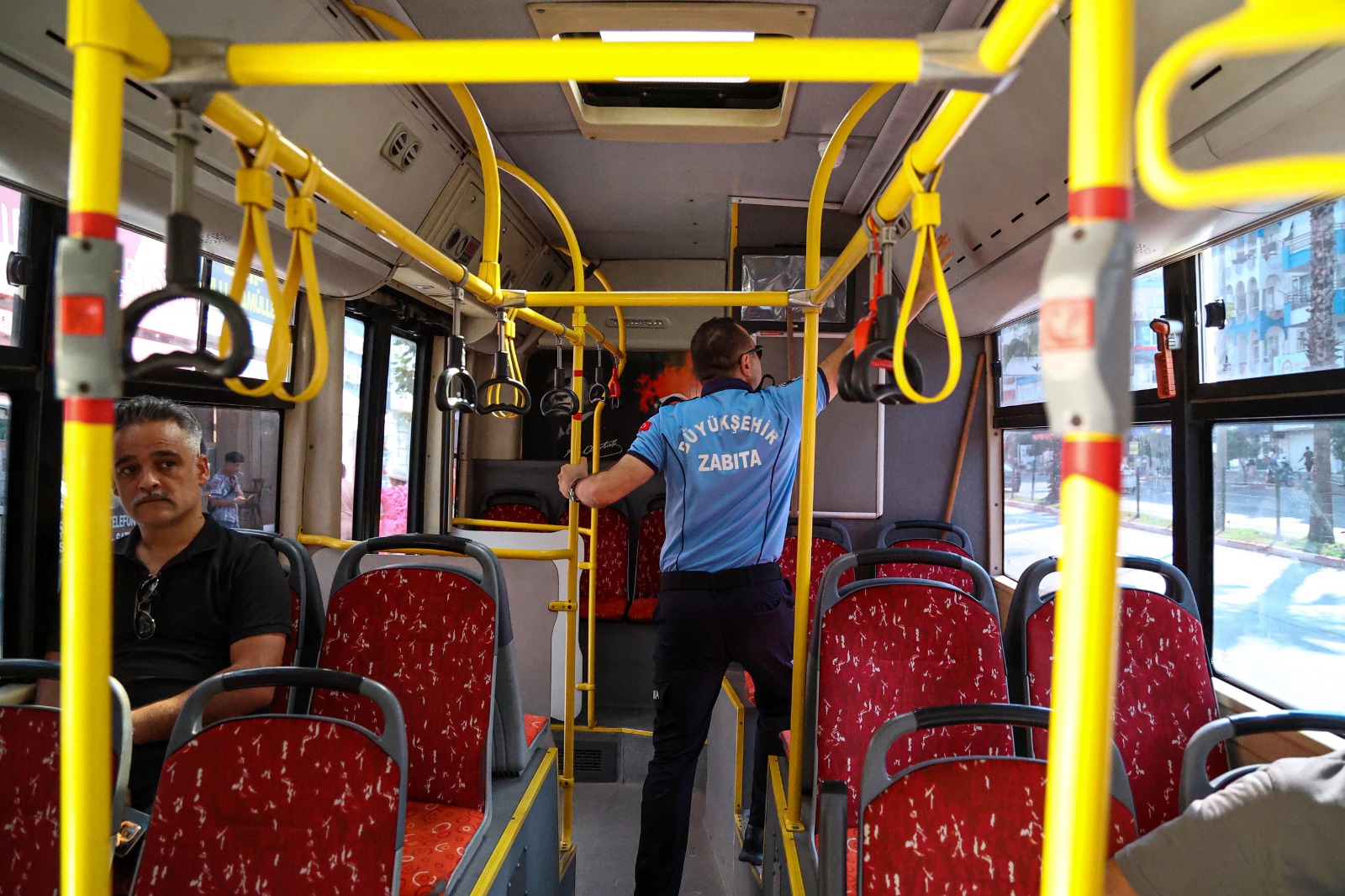 B U Y U K S E H I R I N T O P L U U L A S I M A R A C L A R I N D A K I 861099 255575