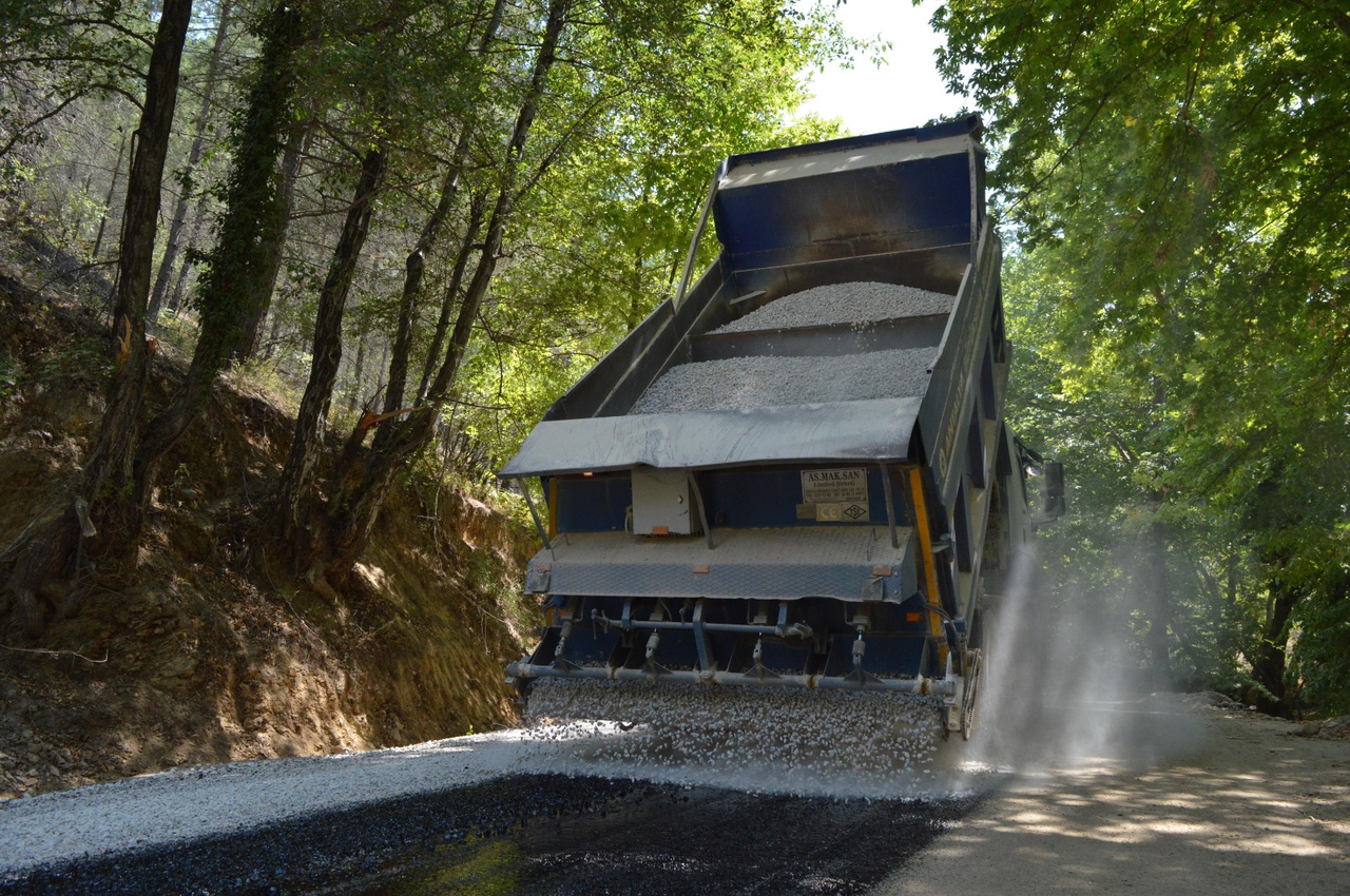 C I C E K O L U K T A 40 Y I L L I K A S F A L T O Z L E M I S O N 882044 262006