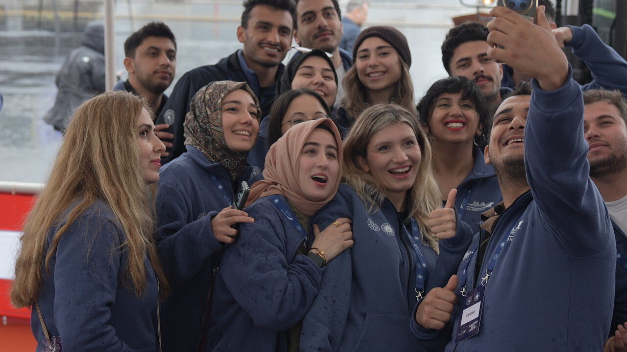 C U M H U R B A S K A N I E R D O G A N D A N Z A F E R Y O L C U L U 877566 260705