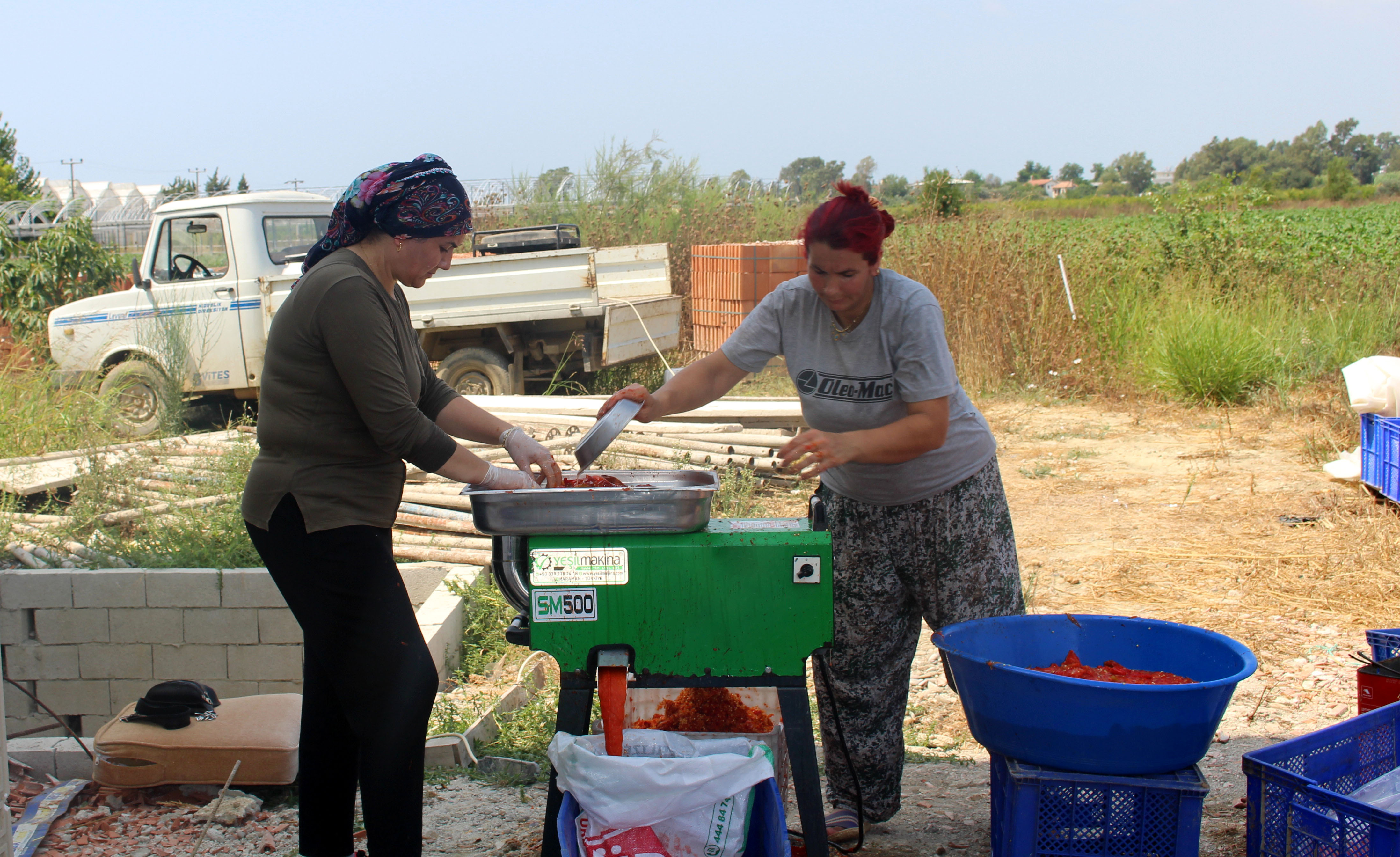 D E N I Z Y A K A L I Y A S A L C A Y A P M A M A K I N E S I 863997 256573