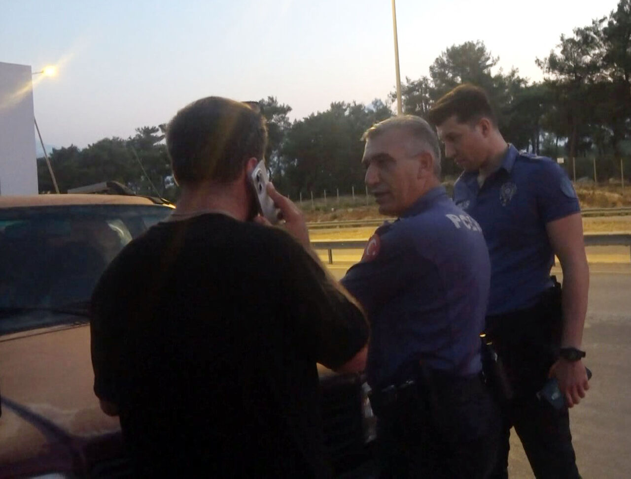 E S K I N I S A N L I S I C A L I N D I D I Y E S I K A Y E T E T 850992 252408