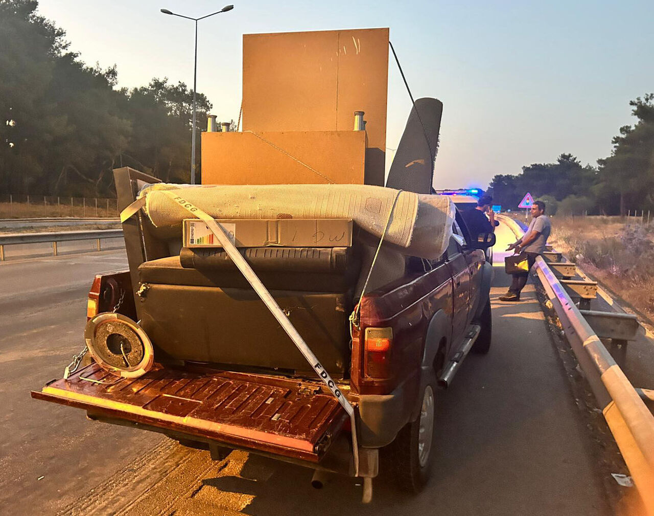 E S K I N I S A N L I S I C A L I N D I D I Y E S I K A Y E T E T 850993 252408