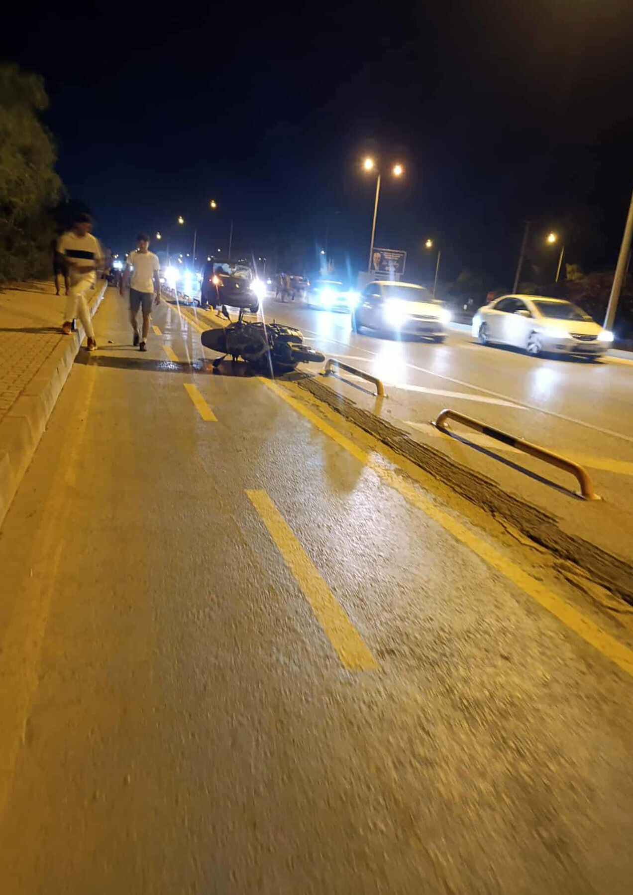 H A F I F T I C A R I A R A C L A C A R P I S A N M O T O S I K L E T T 881079 261709