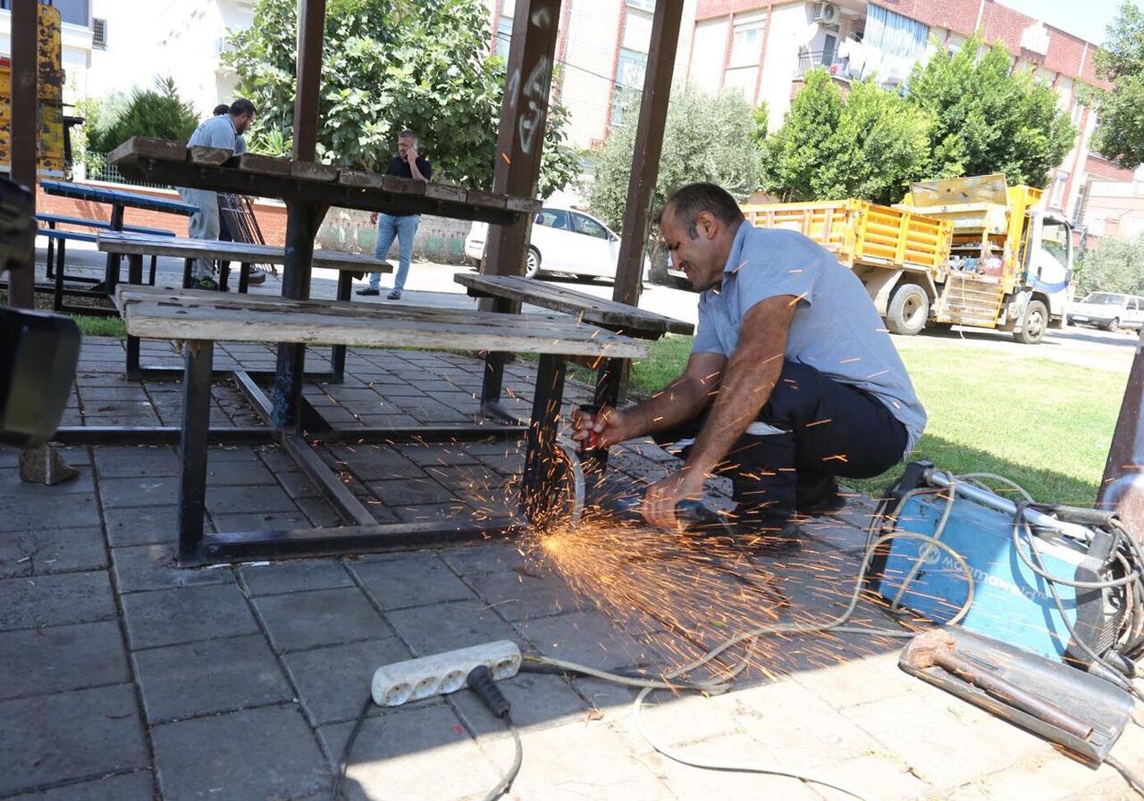 K E P E Z’ D E P A R K L A R Y E N I L E N I Y O R 849946 252068