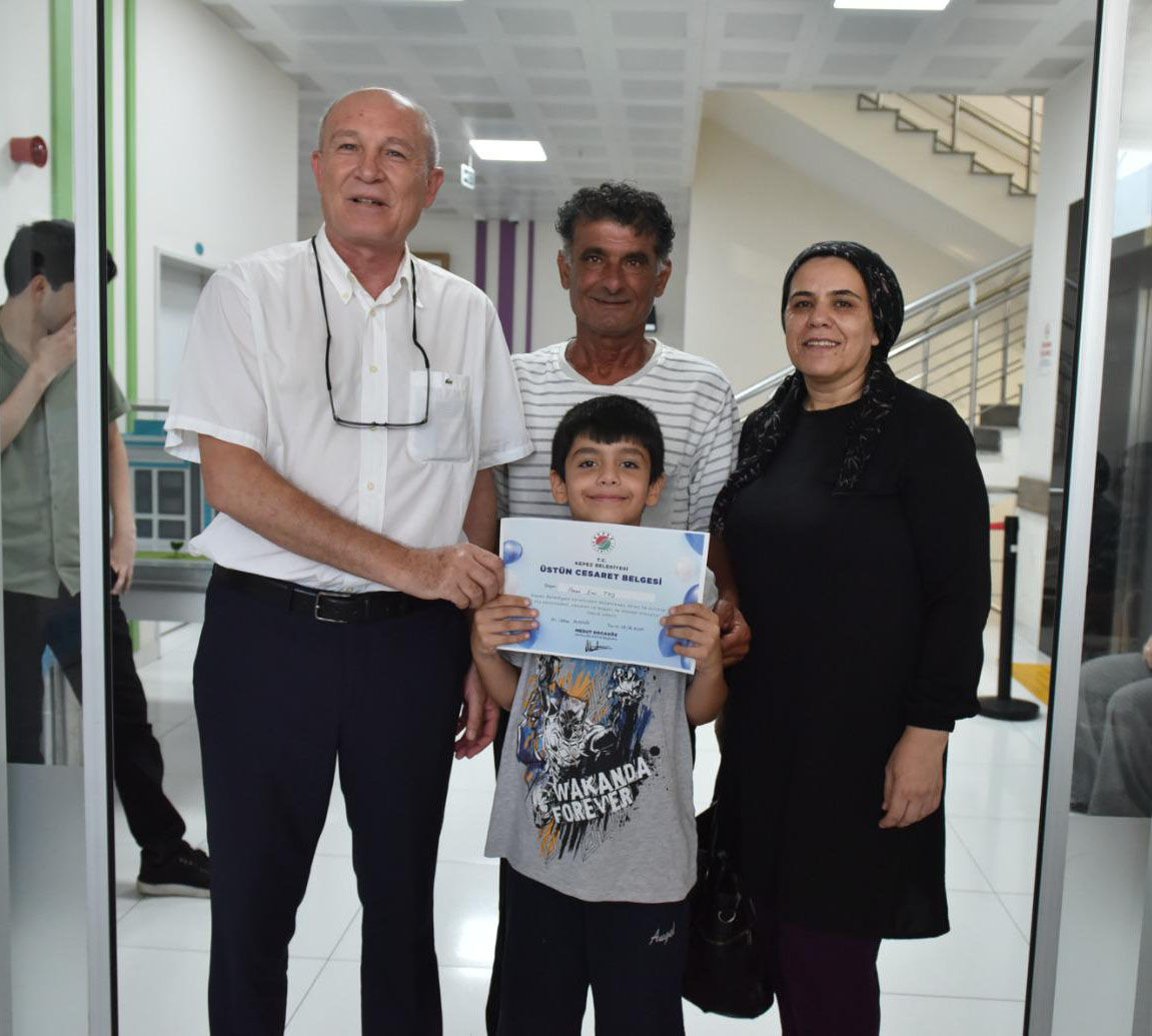 K E P E Z D E S U N N E T H E Y E C A N I B A S L A D I 855060 253697