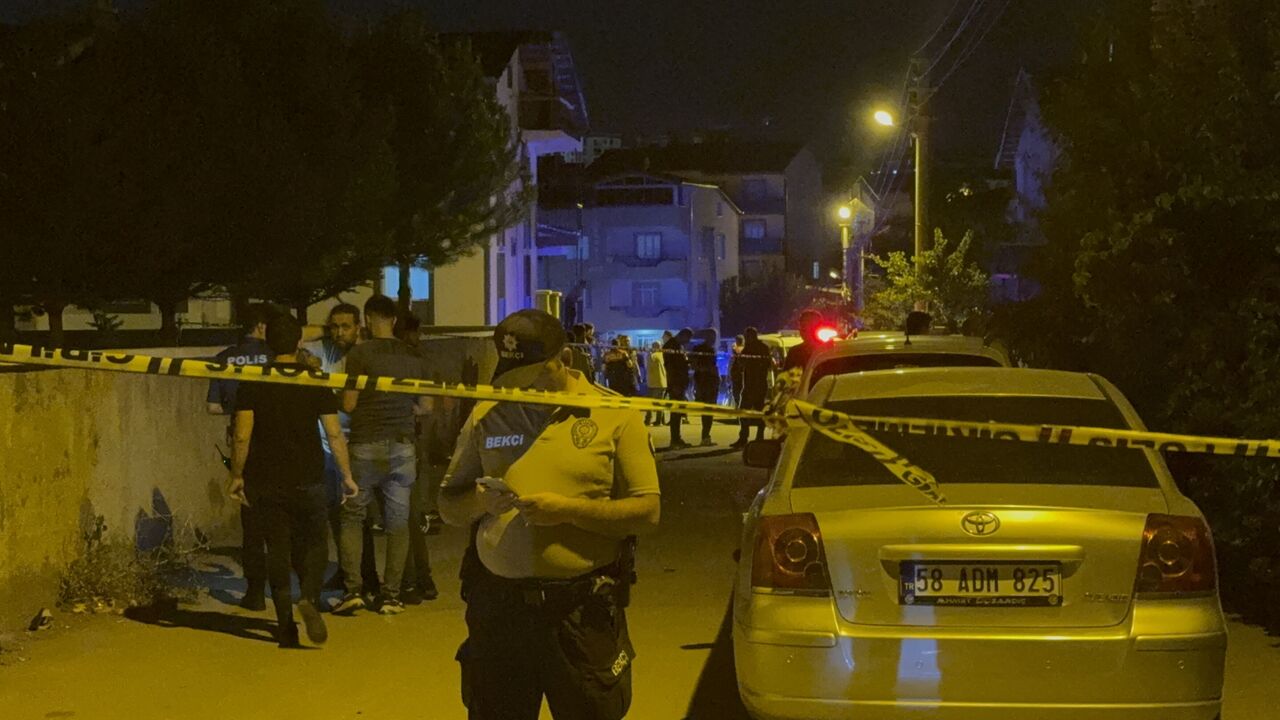 K I N A G E C E S I N D E B I C A K L I H A L A Y K A V G A S I 845299 250658