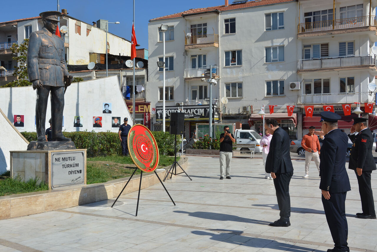 K O R K U T E L I D E Z A F E R B A Y R A M I C O S K U S U 889038 264117