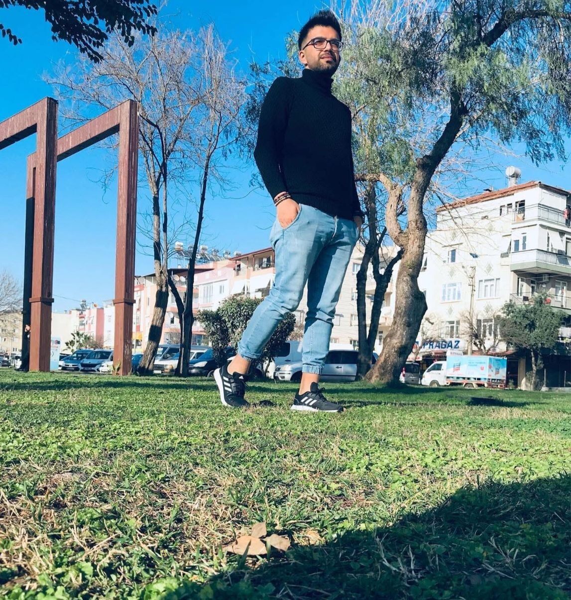 O D A B A S K A N I K A D I N P E R S O N E L I I L E A R K A D A S 877628 260724