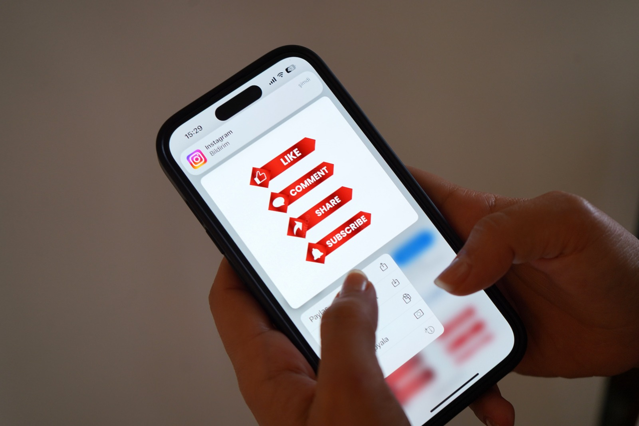 P A Y L A S I M L A R L A F A R K I N D A O L M A D A N S U C I S L E Y 852326 252821