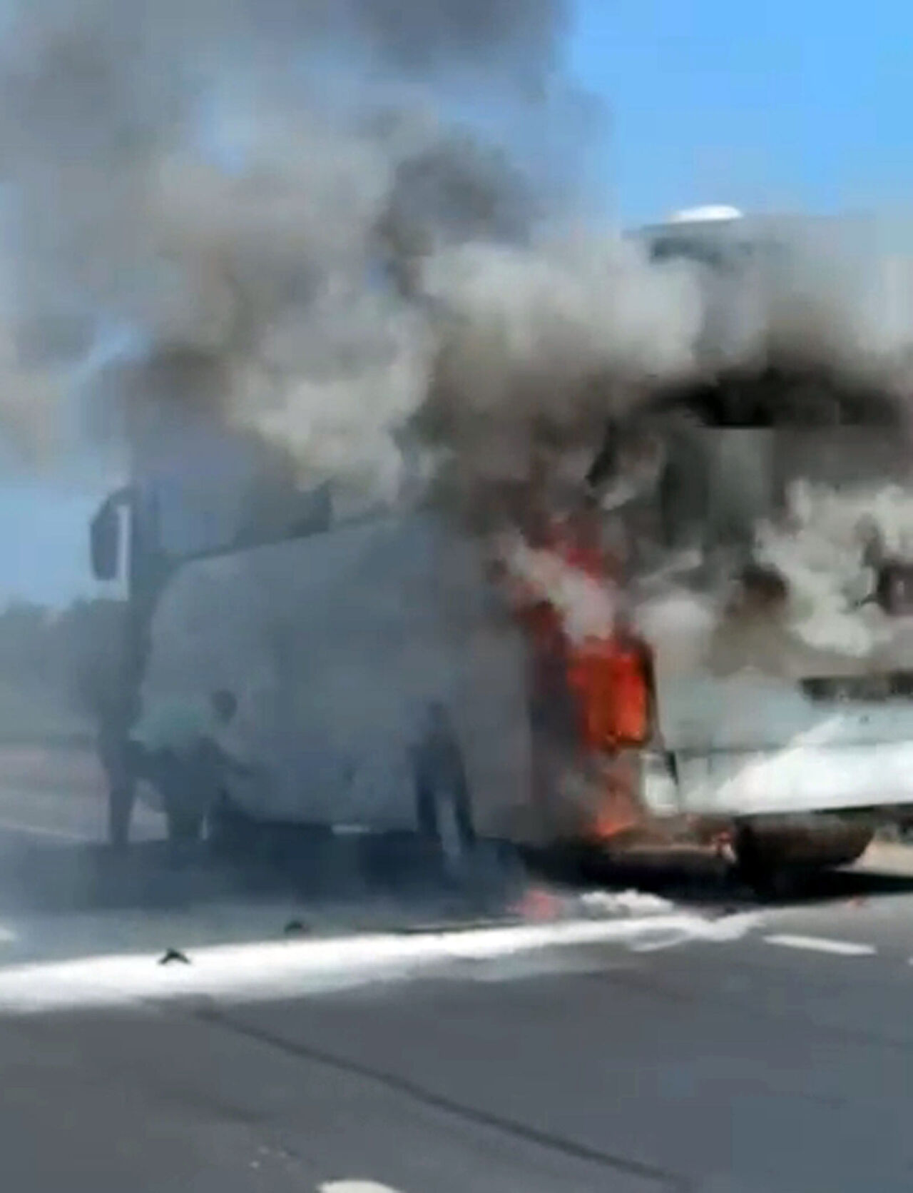 S E Y I R H A L I N D E K I T U R O T O B U S U Y A N D I 849228 251836