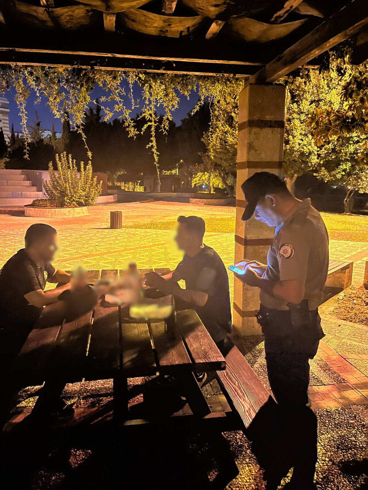 A S A Y I S U Y G U L A M A L A R I N D A Y A K A L A N A N 166 S U P 914261 271633