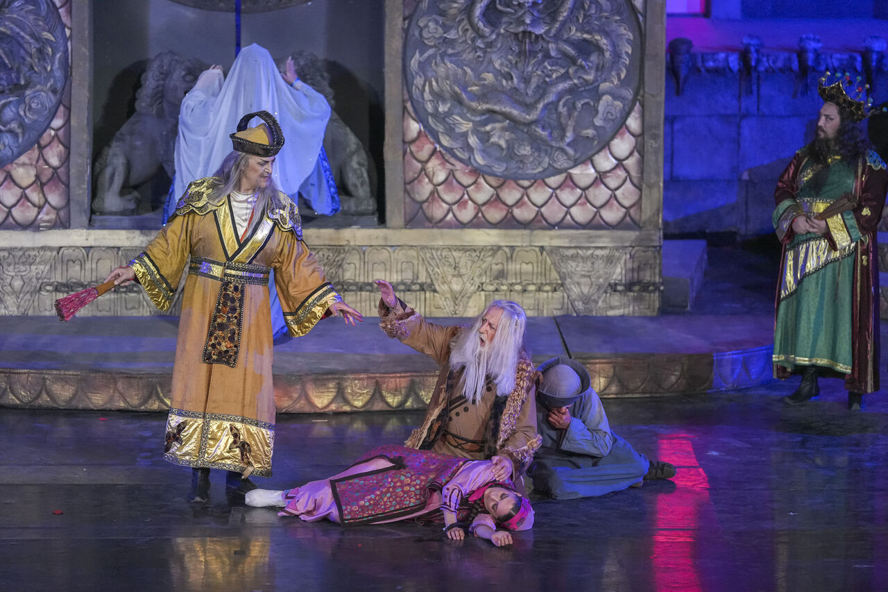 A S P E N D O S F E S T I V A L I N E G O R K E M L I A C I L I S 913938 271547