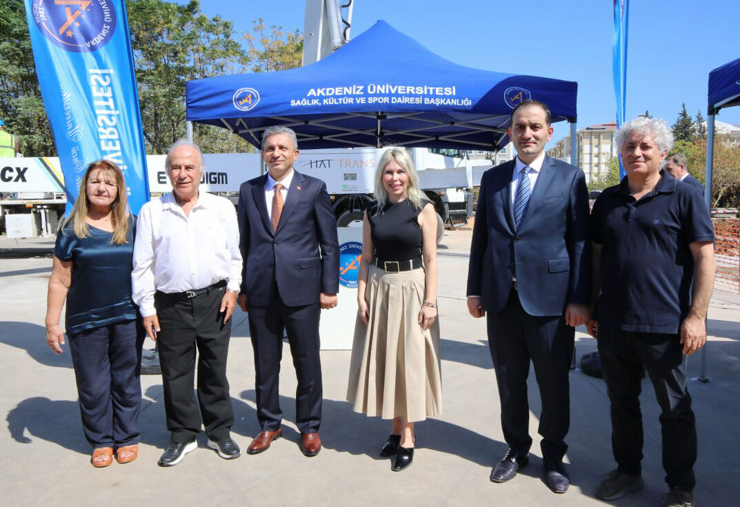 A U H A S T A N E S I N O R O L O J I P O L I K L I N I G I Y E N I B 910470 270523