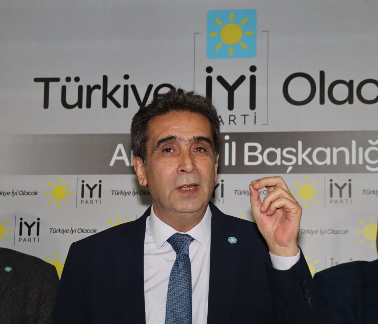 Ali̇ Adnan Kaya