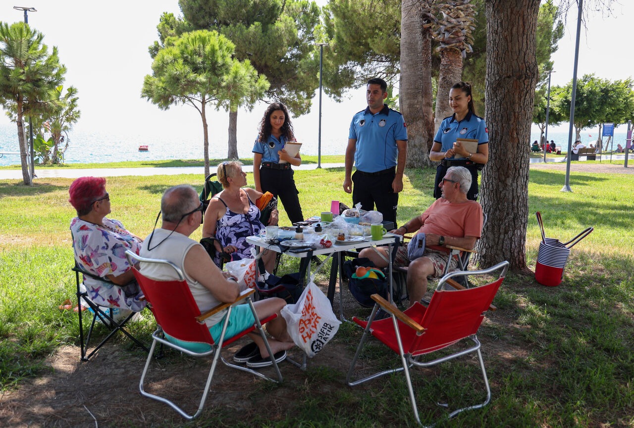 B U Y U K S E H I R D E N K O N Y A A L T I S A H I L I N D E T E M I 906583 269360