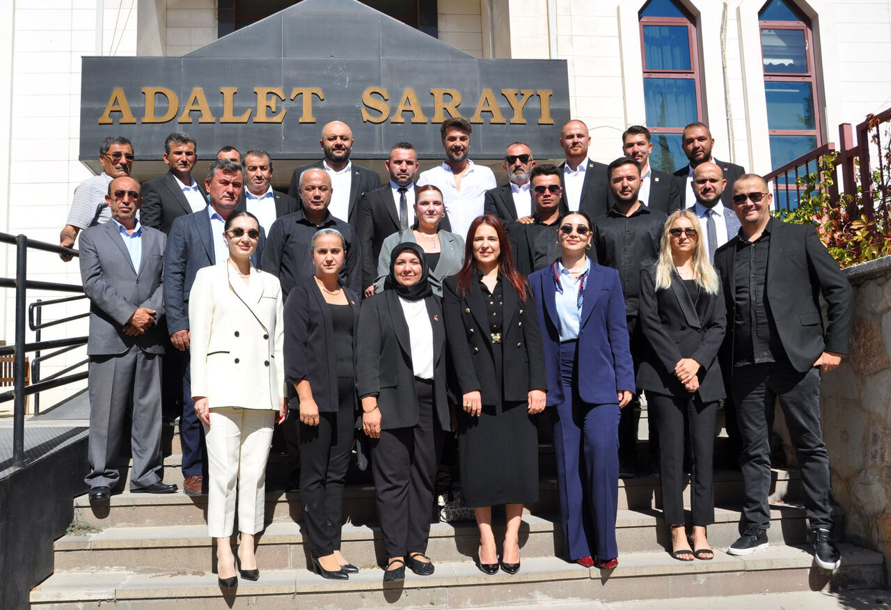 Chp Korkutelide Kardicli Goreve Basladi 930046 276241 (1)