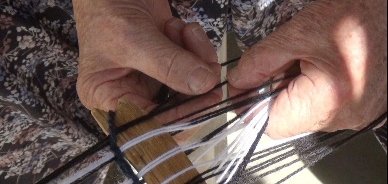 E L I F T E Y Z E K O L A N K U L T U R U N U Y A S A T I Y O R 929394 276040