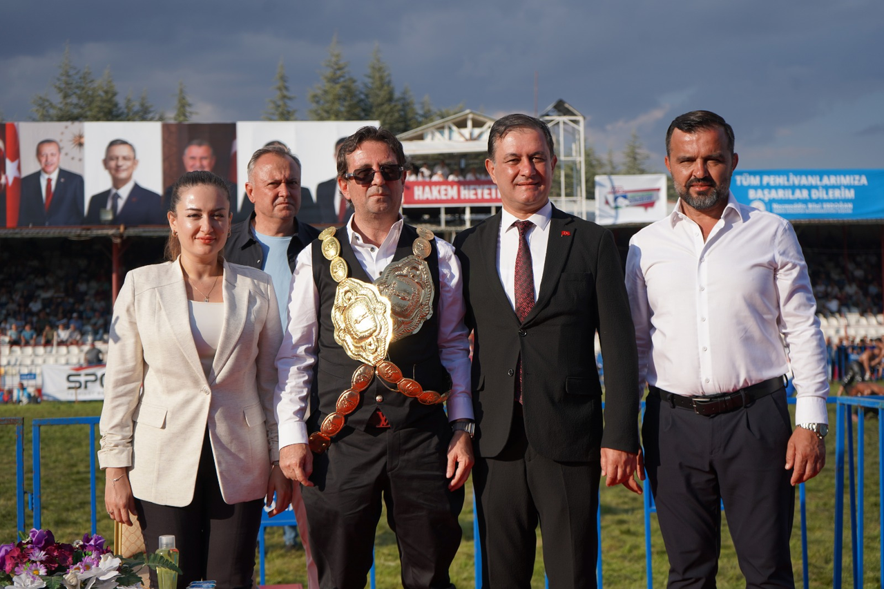 E L M A L I’ D A B A S P E H L I V A N E N E S D O G A N 902899 268265