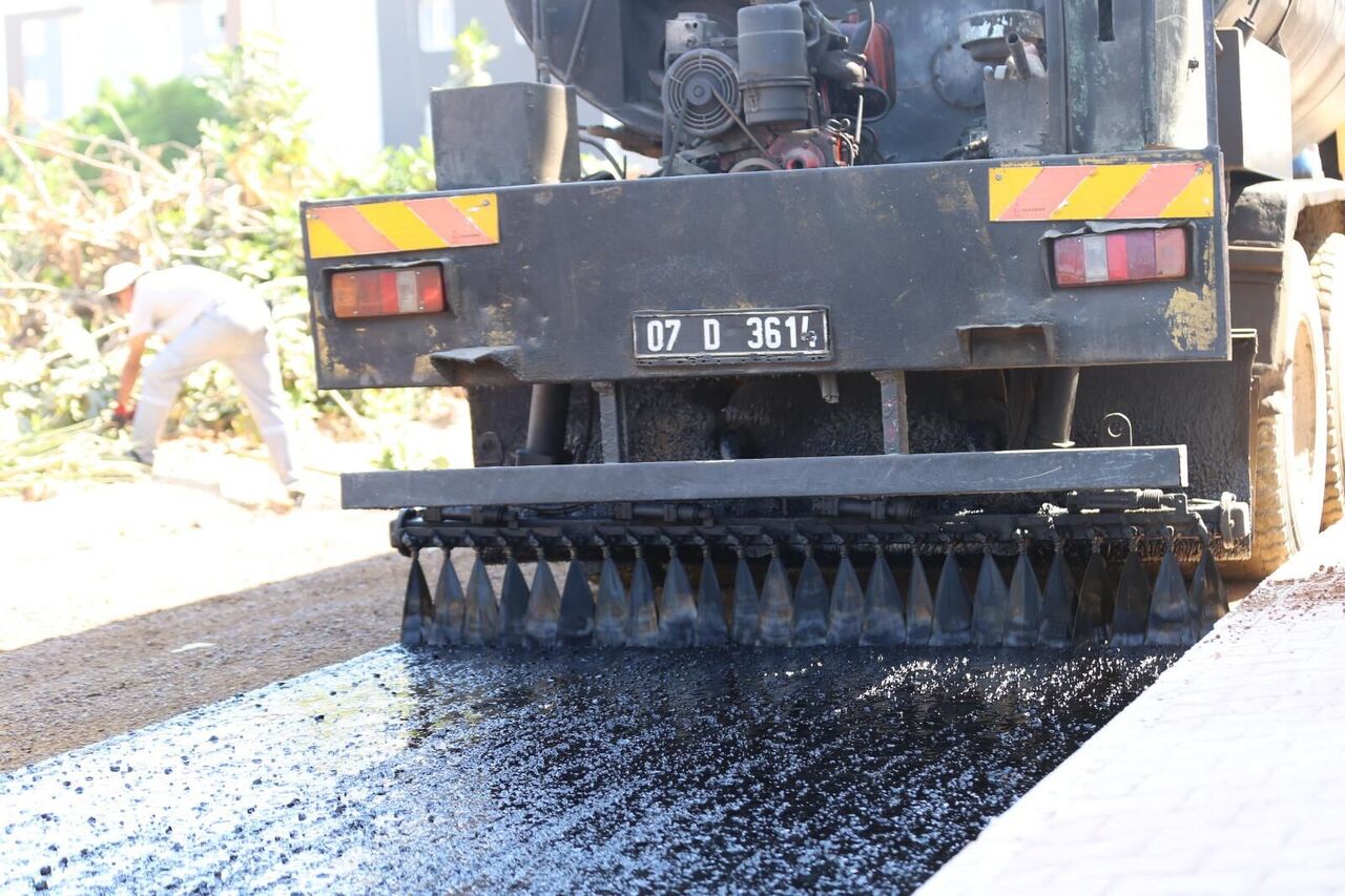 Goksu Mahallesinde Yollar Sathi Asfaltla Yenilendi 3