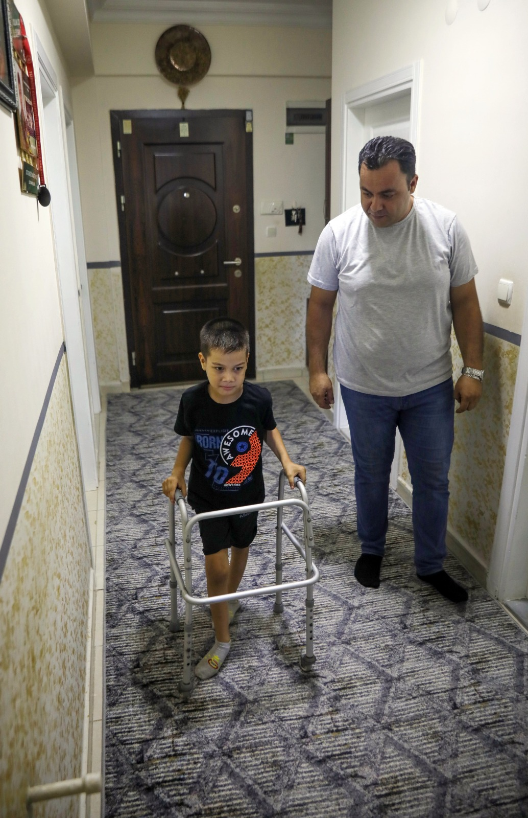 H A S T A L I G I N A T E S H I S K O N U L A M A Y A N M E R T I N Y 939320 278936