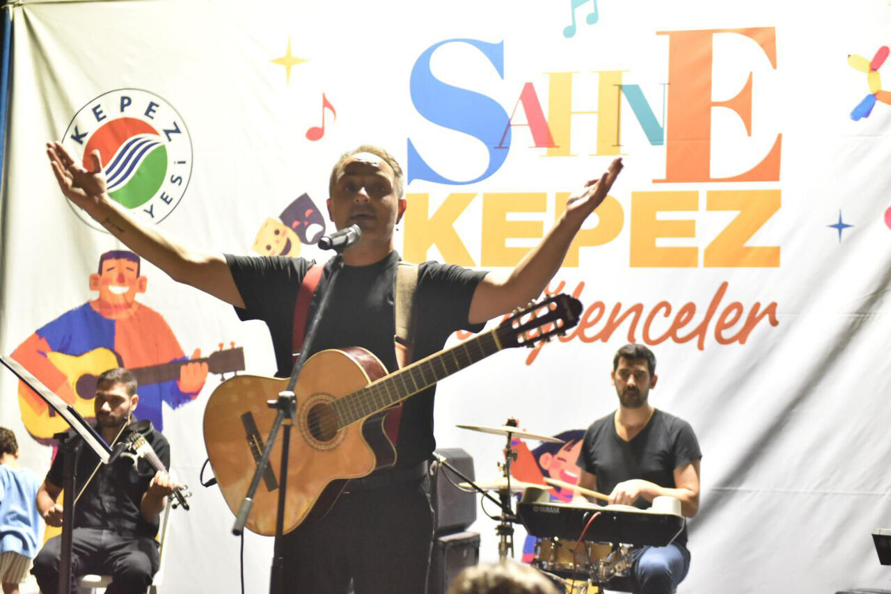 K E P E Z’ I N 68 M A H A L L E S I N D E S A H N E K E P E Z I 914547 271712