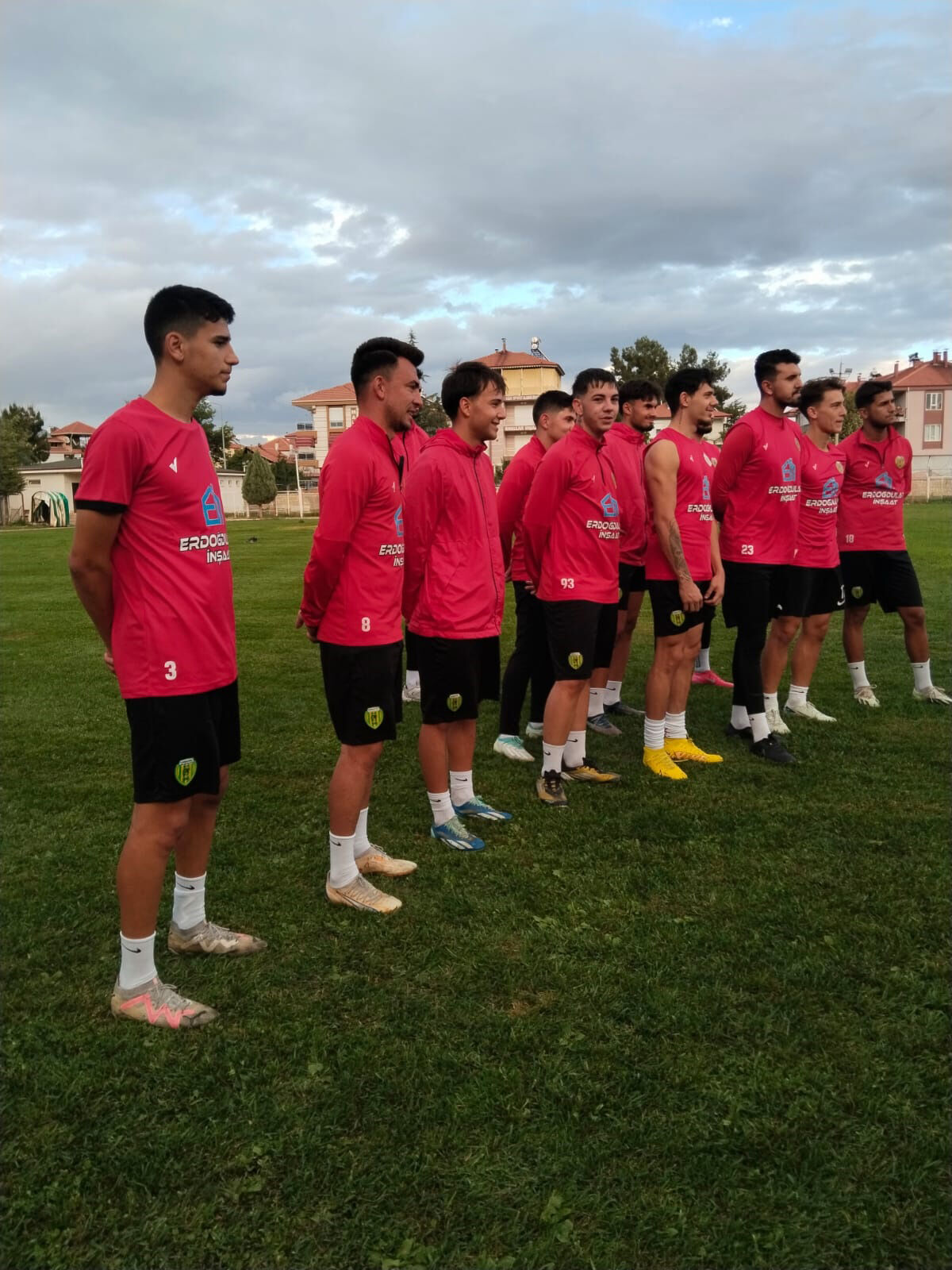 K O R K U T E L I S E Z O N U N I L K A N T R E N M A N I N A C I K T I 940233 279195