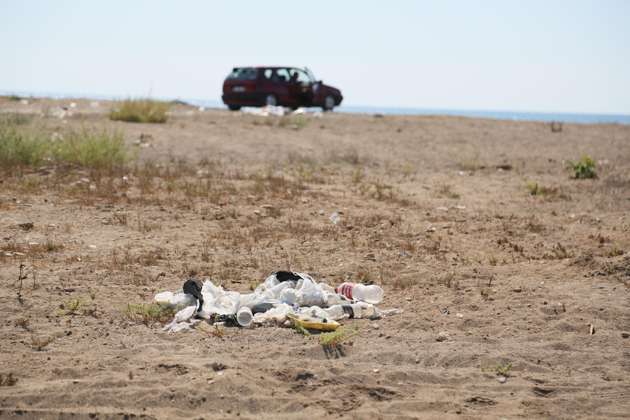 K U M K O Y S A H I L I N D E Y I N E C O P M A N Z A R A S I 909291 270187