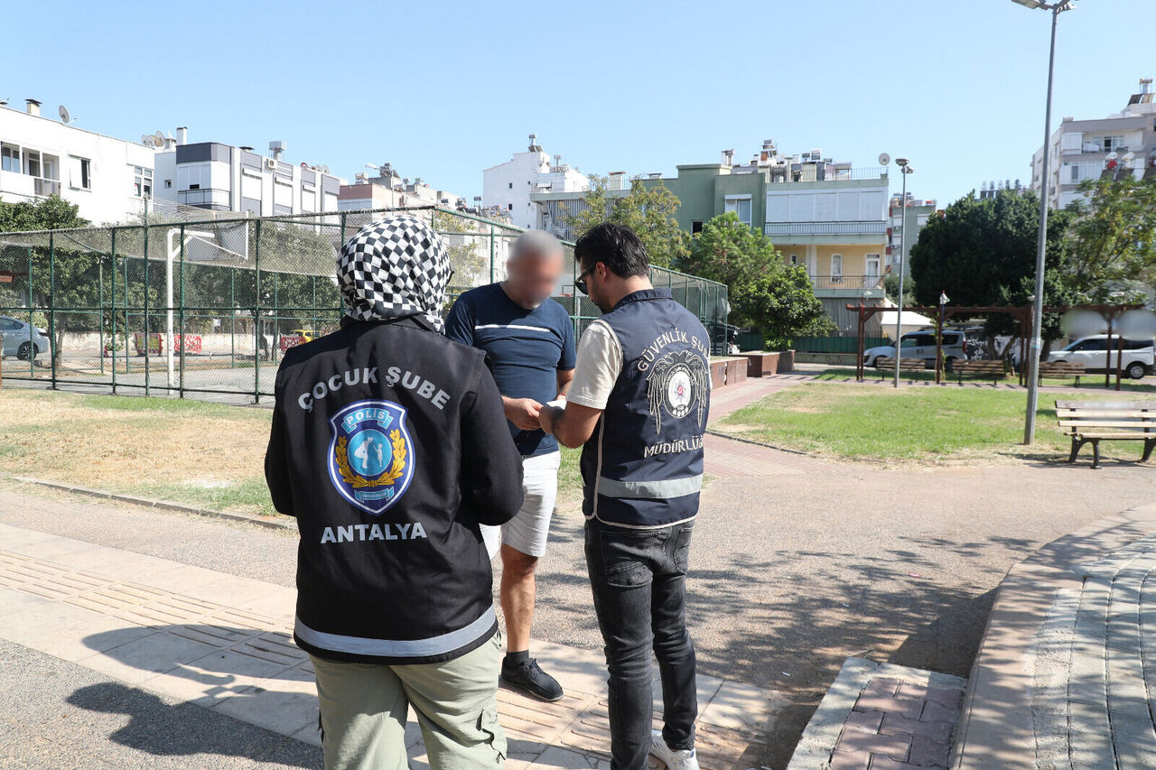 O K U L C E V R E L E R I N D E D E N E T I M 916039 272175