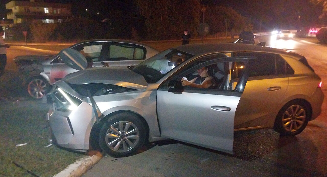 O T O M O B I L L E R C A R P I S T I 5 Y A R A L I 932773 277047