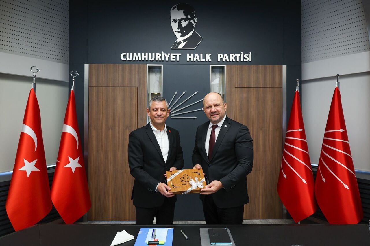 O Z G U R O Z E L B A L K A N T U R K L E R I T E M S I L C I L E R I 893889 265500