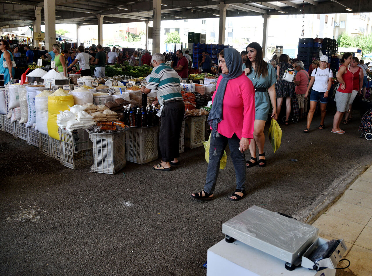 P A Z A R T E Z G A H I N D A I R I L I U F A K L I A L D A T M A 891656 264813