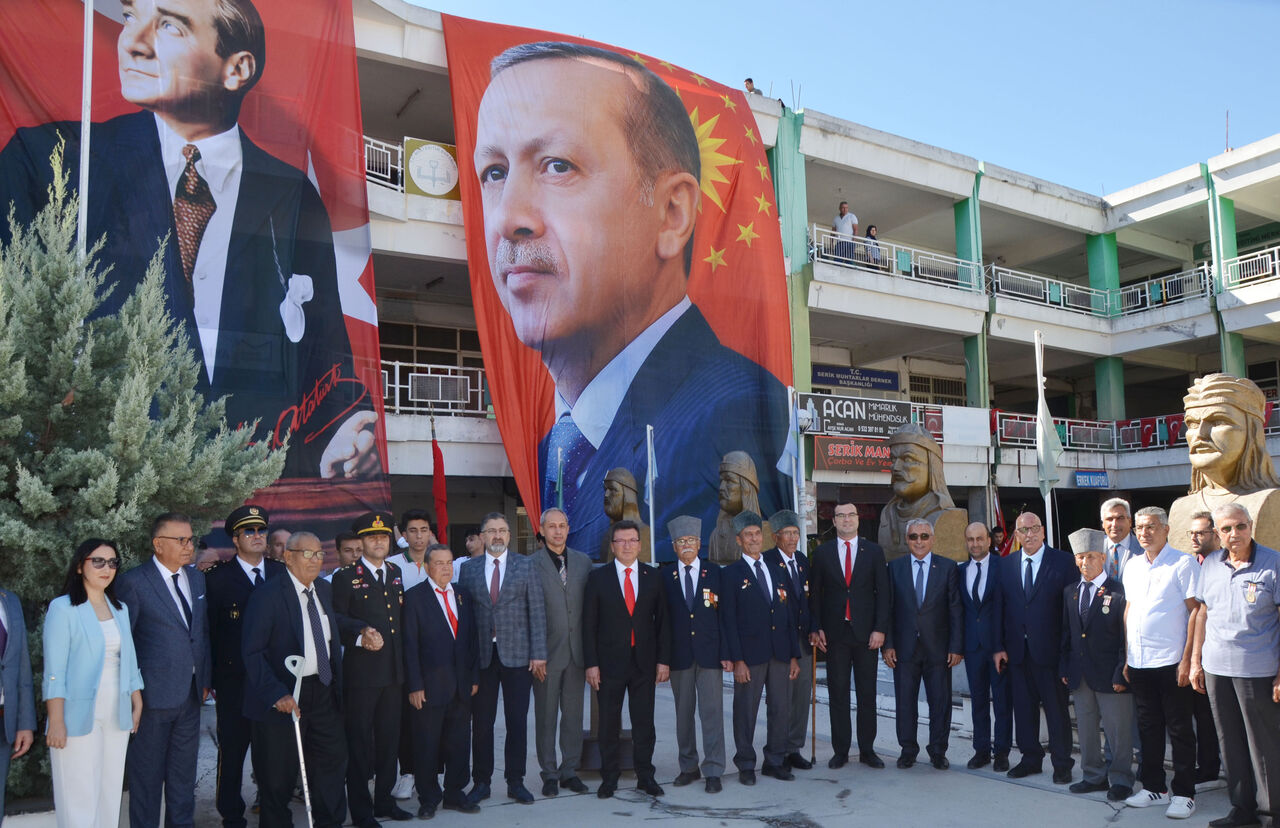 S E R I K T E G A Z I L E R G U N U K U T L A N D I 921039 273696