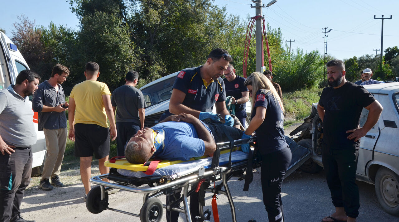 Serikte Kaza 2 Yarali 930443 276374 (1)