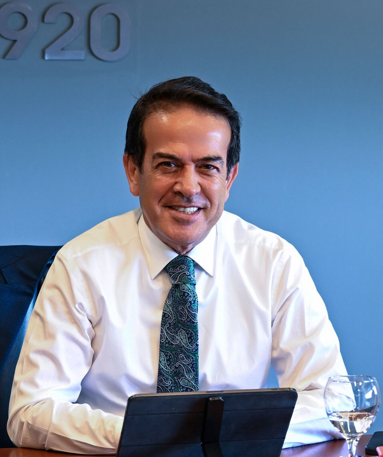 T O R O S L A R I N H A S I R K I K E C I C A L I S T A Y D A K O N 913758 271490