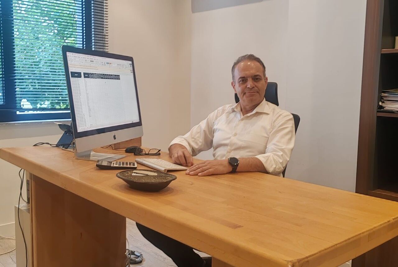 1A24Ac1D C1C1 4838 903A E5E750Bac287