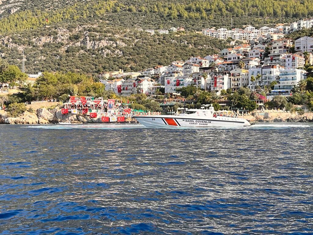 61889Dca 6611 4476 817A Eb1Adc08E239