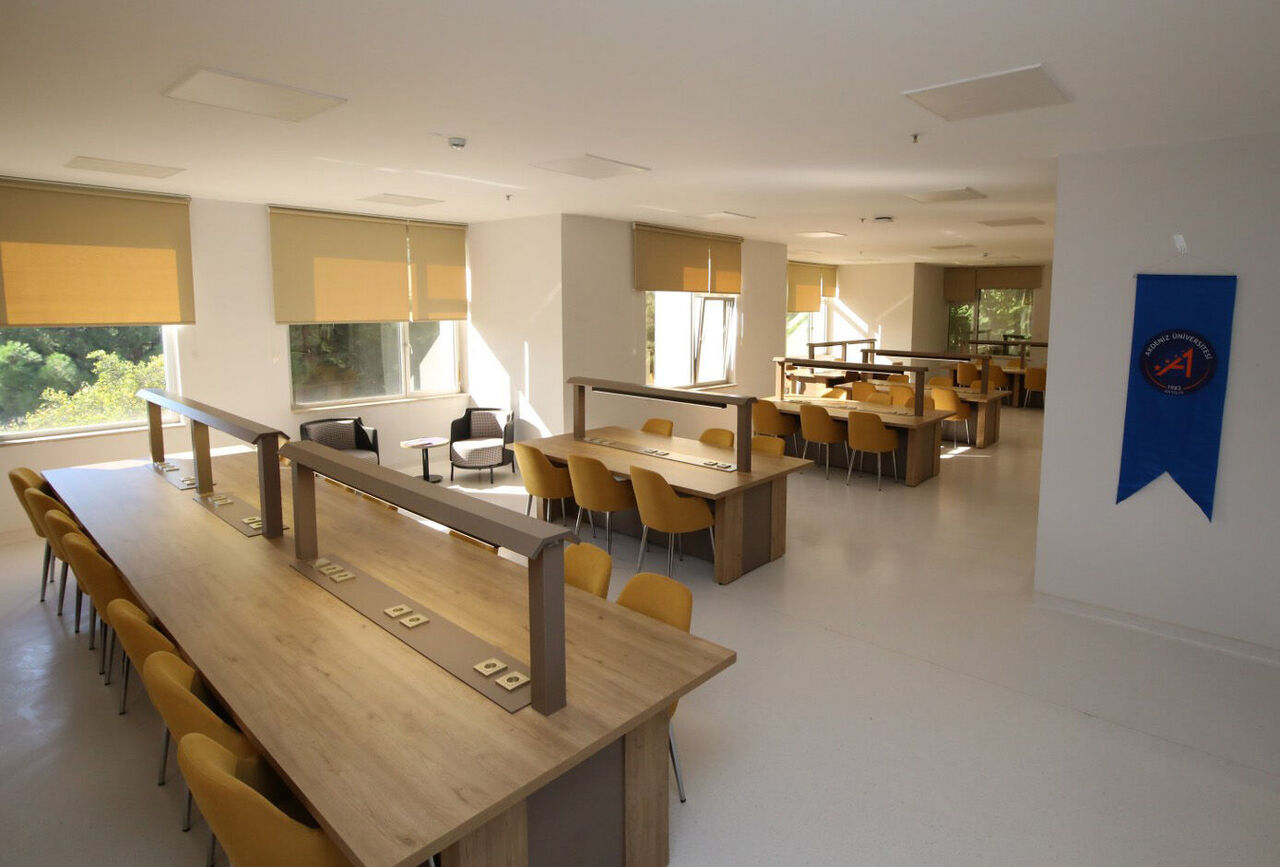 A K D E N I Z U N I V E R S I T E S I K U T U P H A N E S I Y U Z D E 991959 294325