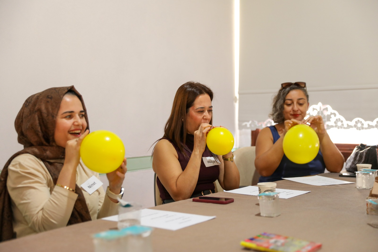 A L A N Y A D A O Z S E F K A T V E S I D D E T S I Z I L E T I S I 944853 280628