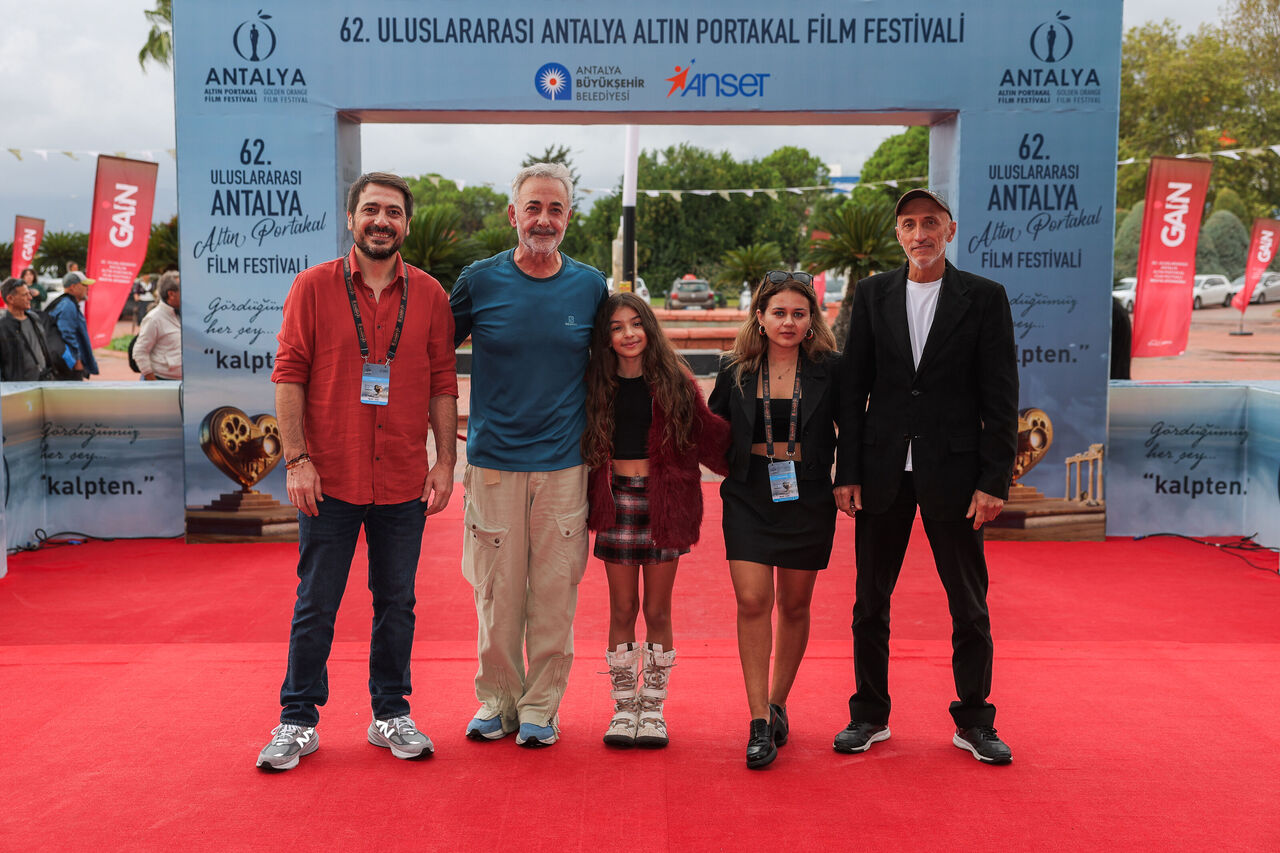 A L T I N P O R T A K A L D A B E L G E S E L K I S A F I L M V E 989030 293516