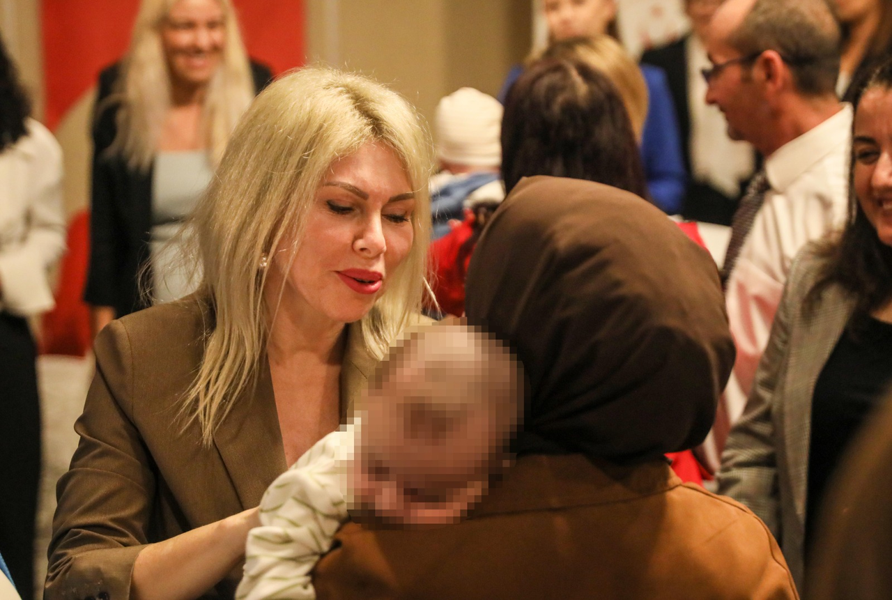 A N T A L Y A D A B U Y I L 43 C O C U K K O R U Y U C U A I L 978052 290450