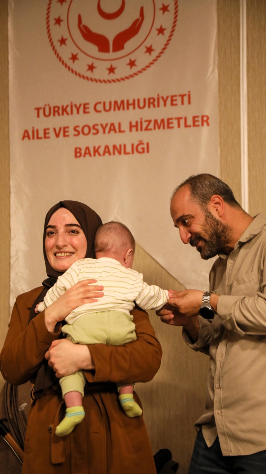 A N T A L Y A D A B U Y I L 43 C O C U K K O R U Y U C U A I L 978055 290450