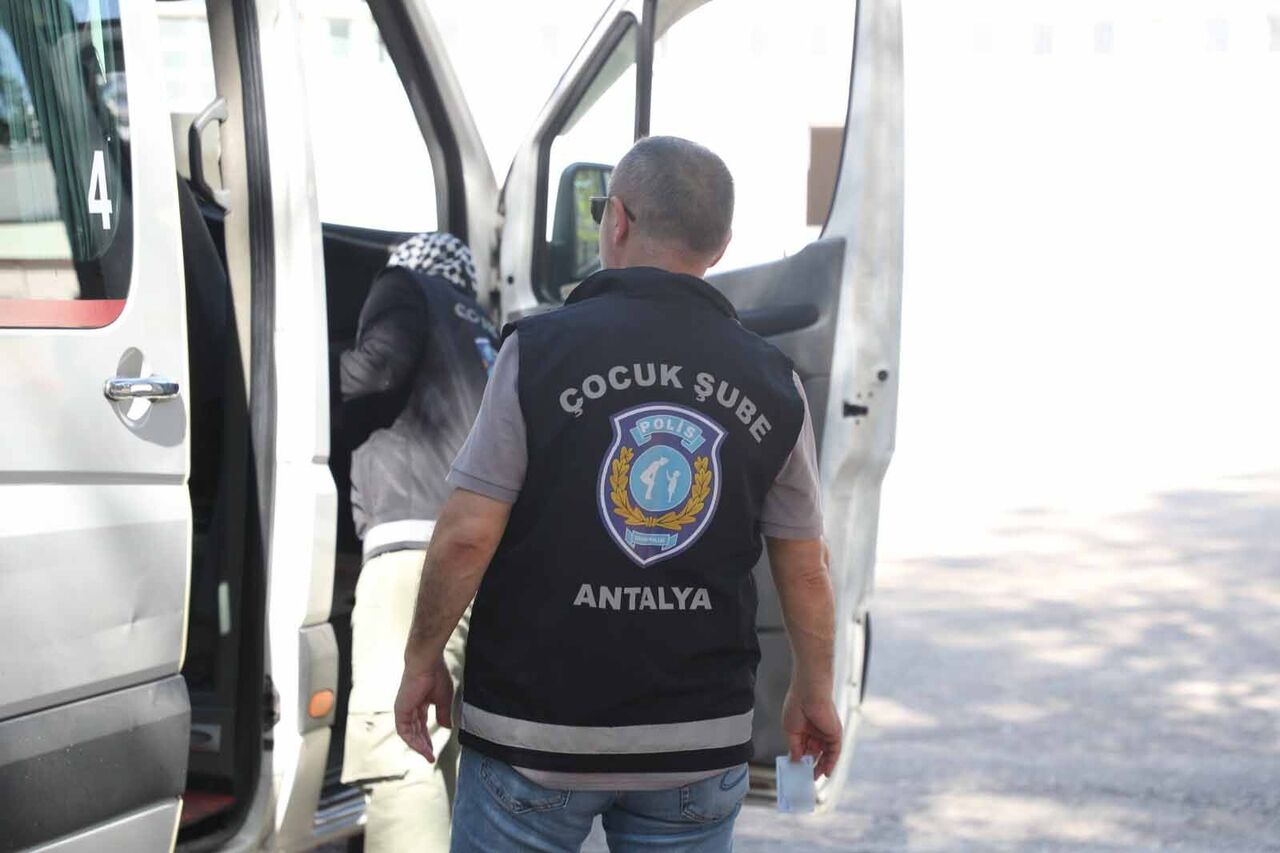 A N T A L Y A D A O K U L C E V R E L E R I I L E S E R V I S A R A 941556 279599