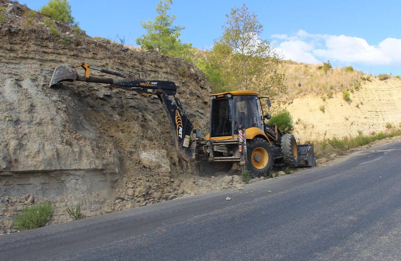 B U Y U K S E H I R D E N M A N A V G A T Y O L L A R I N D A K I S M 941392 279545