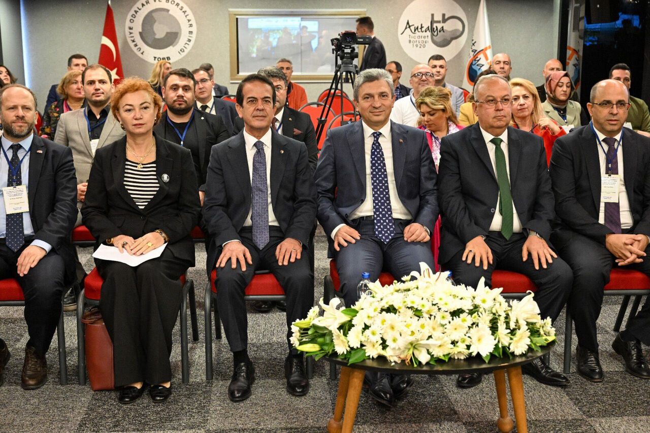 C O G R A F I I S A R E T L I U R U N L E R I N S U R D U R U L E B I L I 975686 289739