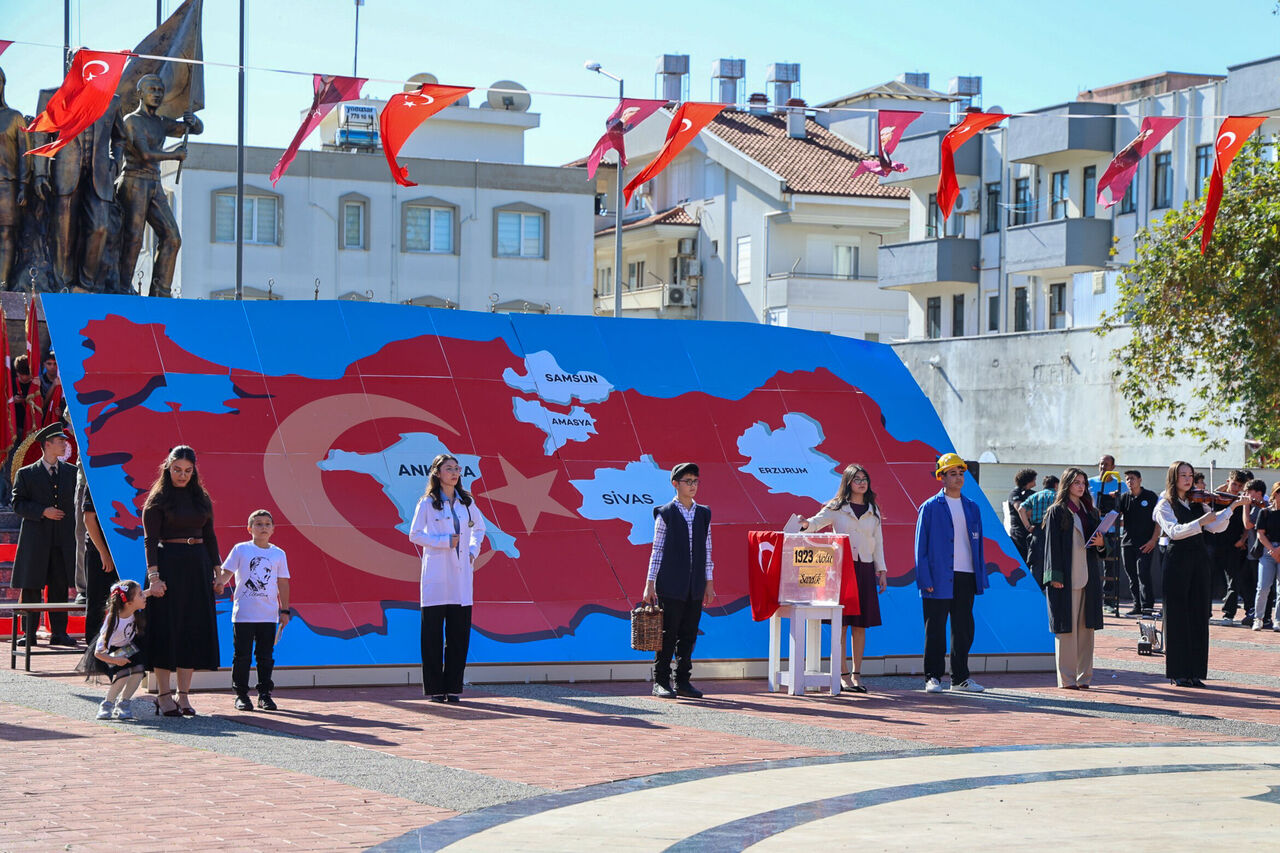 C U M H U R I Y E T I N 102. Y I L D O N U M U M A N A V G A T T 989096 293533