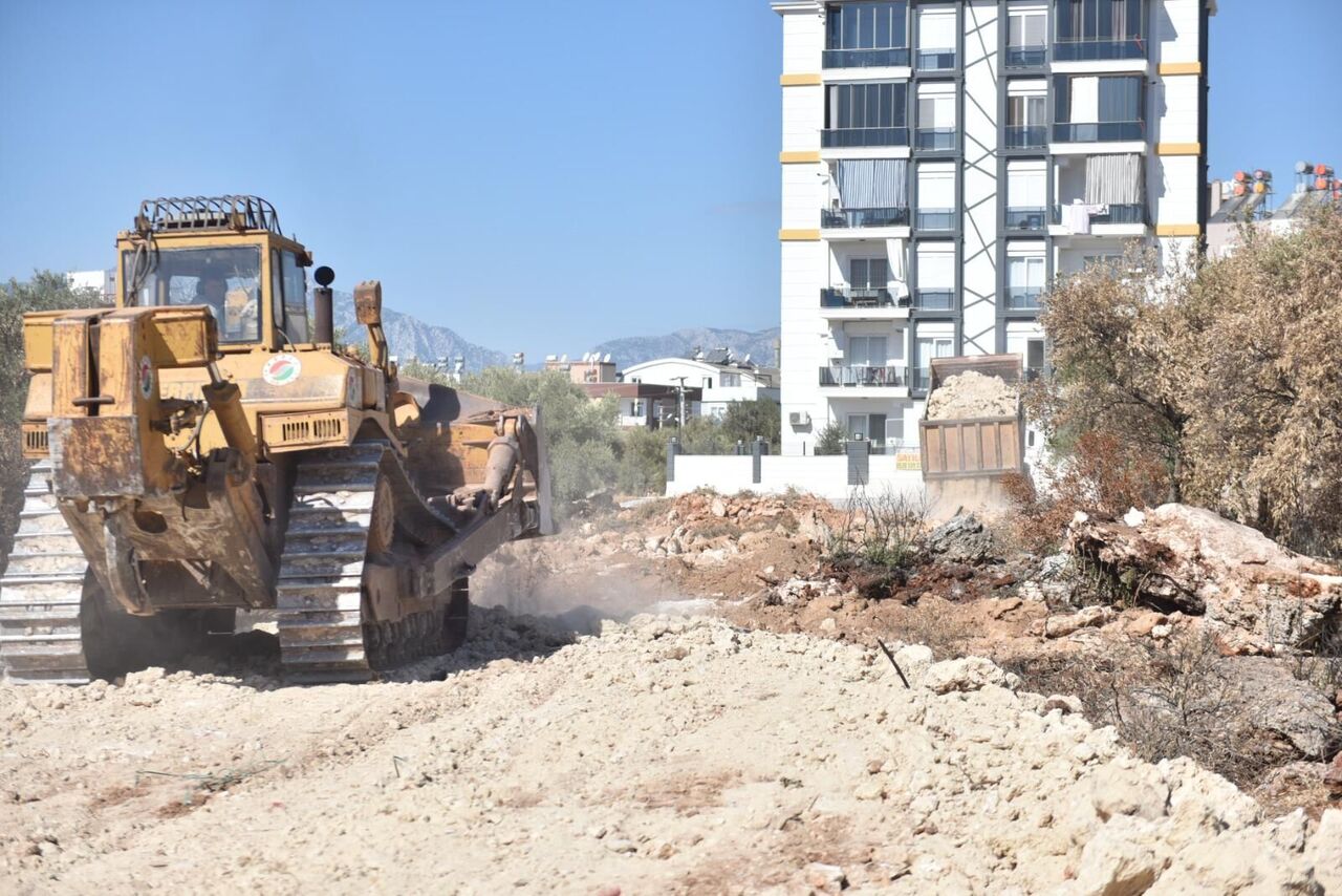 Camlibel Mahallesinin Sokaklari Yeni Acilan Yollarla Birbirine Baglaniyor 6
