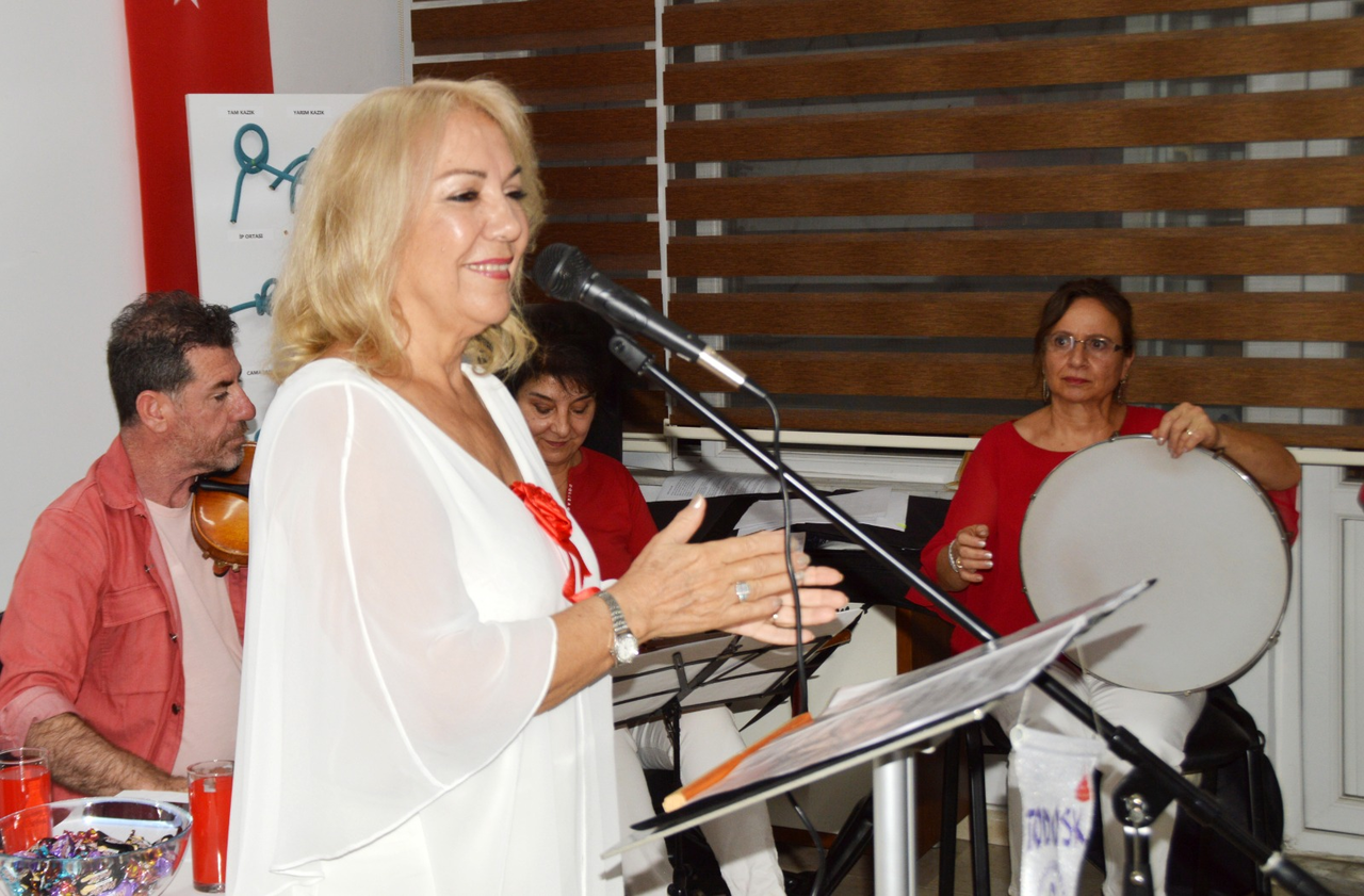 D A G C I L A R A A T A T U R K U N S E V D I G I S A R K I L A R 978814 290679