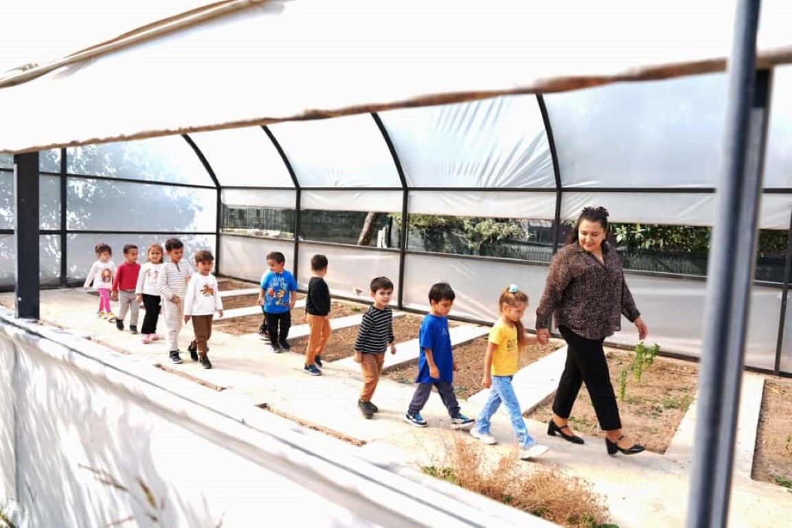 Doğa Çocuk Ensti̇tüsü’nde Hem Öğreni̇yor Hem De Eğleni̇yorlar (3)