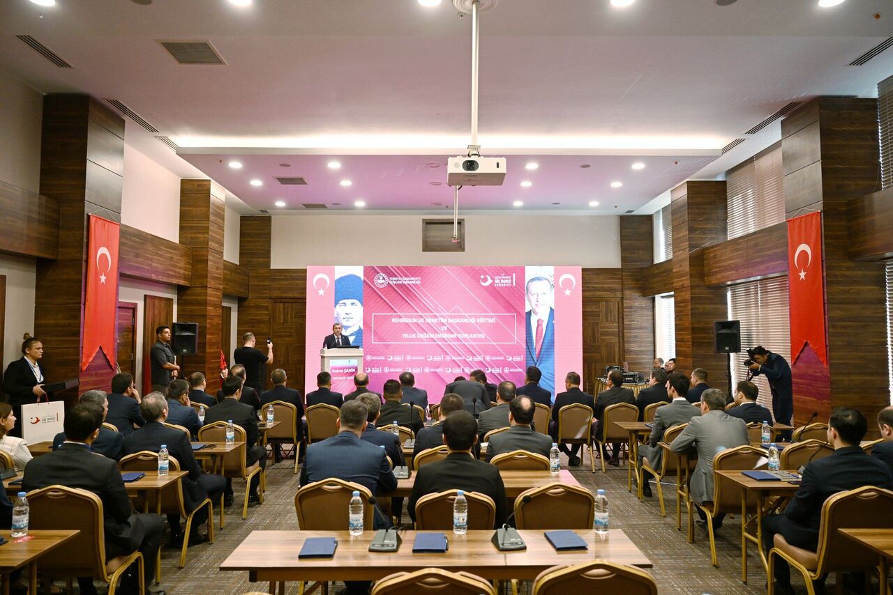 G4 Q Ih K C W M A A 468